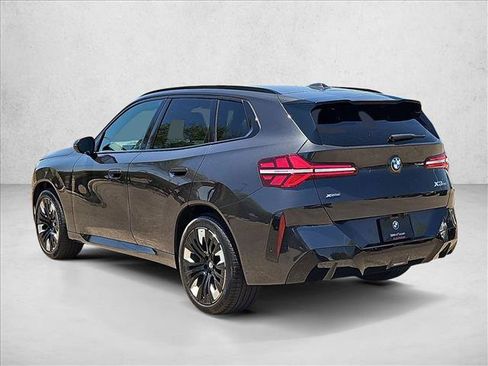 Certified 2025 BMW X3 xDrive30i w/ M Sport Package AWD/4WD image 9