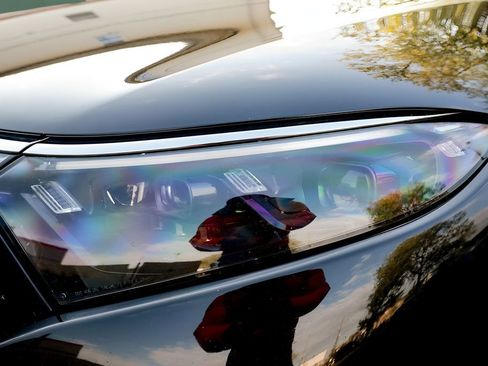 Used 2023 Mercedes-Benz EQS 450+ 4MATIC Sedan image 16