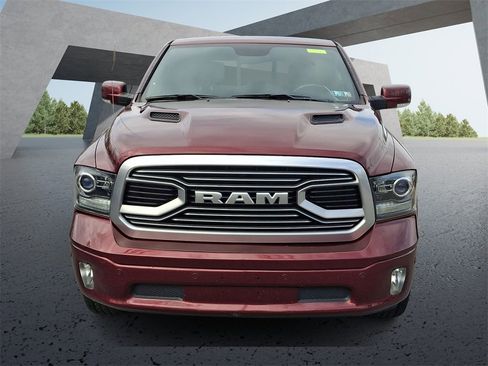 Used 2018 RAM 1500 Limited image 2