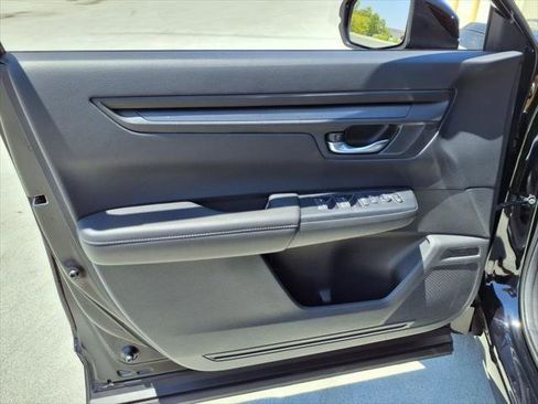 Used 2023 Honda CR-V LX image 11