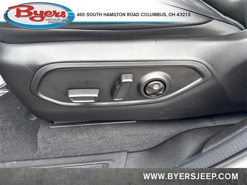 New 2025 Jeep Grand Cherokee Altitude image 14