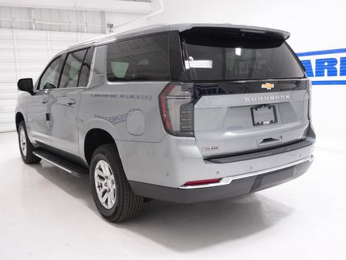 New 2026 Chevrolet Suburban LT w/ Comfort Package RWD image 10