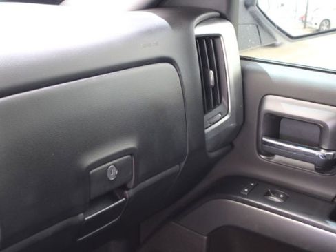 Used 2018 Chevrolet Silverado 1500 LT w/ All Star Edition image 22