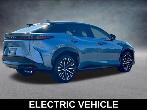 Used 2023 Lexus RZ 450e Premium w/ Technology Package AWD/4WD image 5