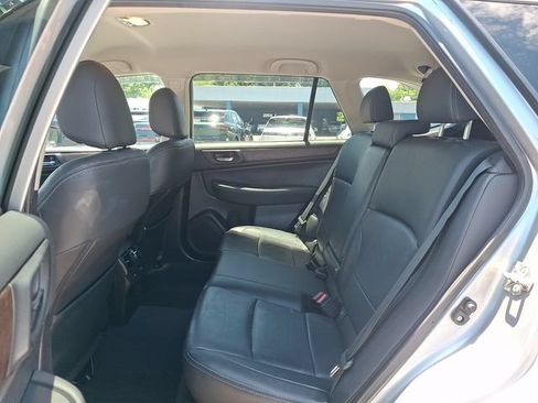 Used 2016 Subaru Outback 2.5i Limited w/ Protection Package #1 AWD/4WD image 12