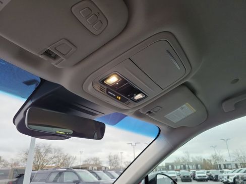 Certified 2024 Lincoln Nautilus Reserve image 30