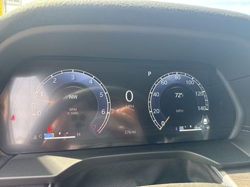 Used 2025 Jeep Grand Cherokee Limited w/ Black Appearance Package image 18