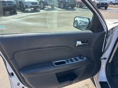 Used 2011 Ford Fusion SEL w/ 302A Rapid Spec Order Code image 15