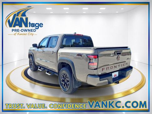 Used 2022 Nissan Frontier PRO-4X w/ Off-Road Protection Package AWD/4WD image 9