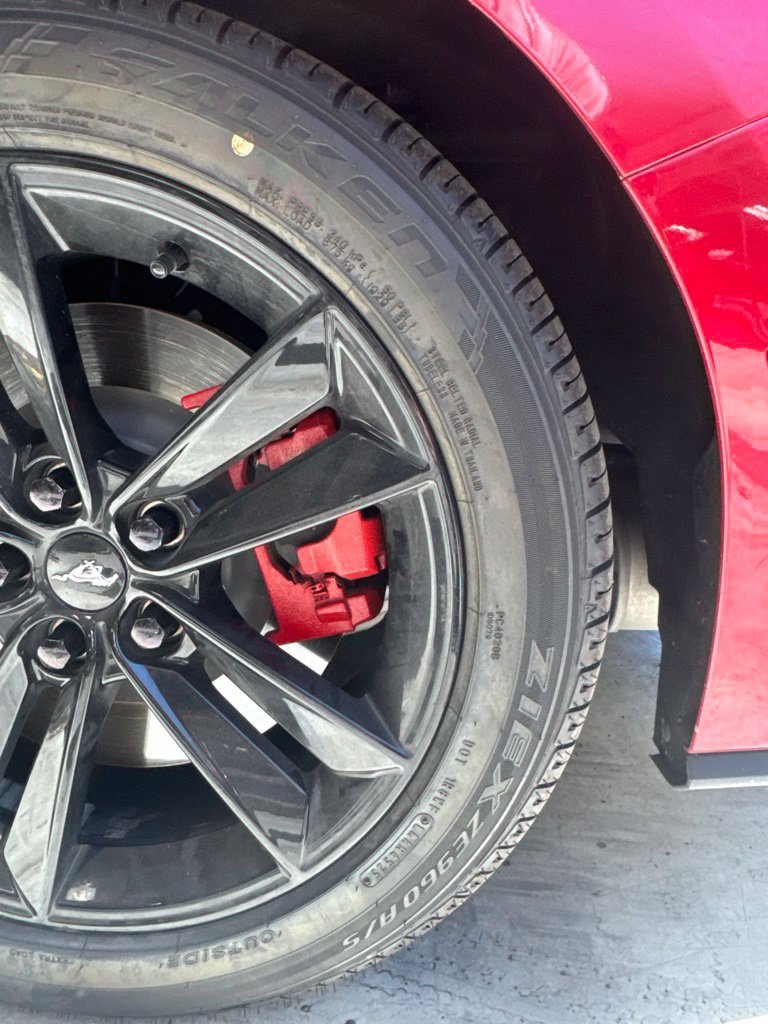 Used 2024 Ford Mustang GT RWD image 7