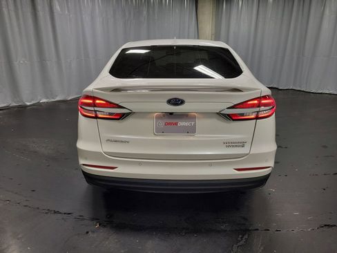 Used 2019 Ford Fusion Titanium image 8
