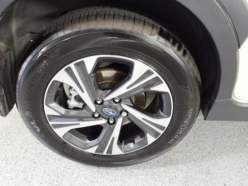 Used 2026 Subaru Crosstrek 2.5i Premium AWD/4WD image 6