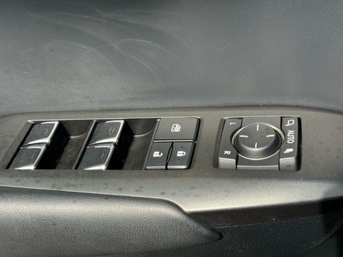 Used 2018 Lexus NX 300 NX 300 w/ Accessory Package image 17