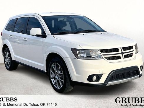 Used 2019 Dodge Journey GT image 1