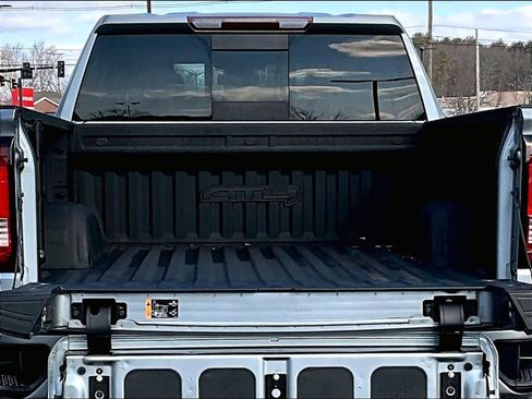 Used 2023 GMC Sierra 1500 AT4 w/ AT4 Preferred Package image 31