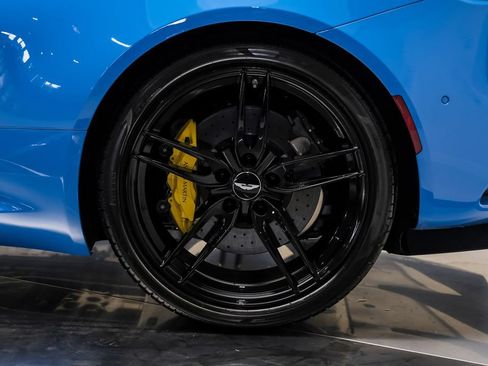 Used 2022 Aston Martin DBS Superleggera RWD image 45