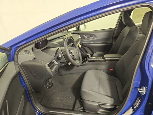 New 2026 Toyota Prius LE FWD image 12