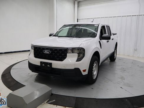 Certified 2025 Ford Maverick XL w/ Equipment Group 102A AWD/4WD image 7