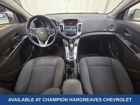 Used 2011 Chevrolet Cruze LT image 28