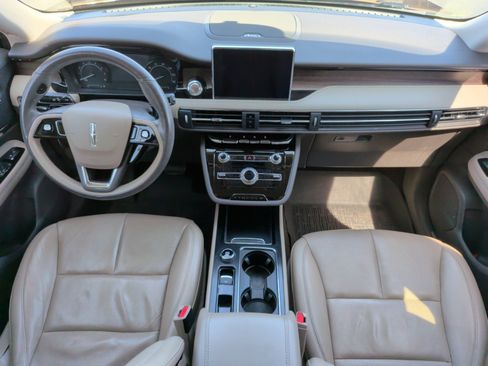 Used 2020 Lincoln Corsair Reserve w/ Appearance Package image 32