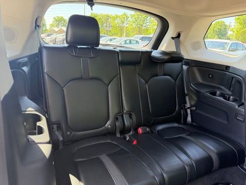 Used 2025 Honda Pilot Touring image 28