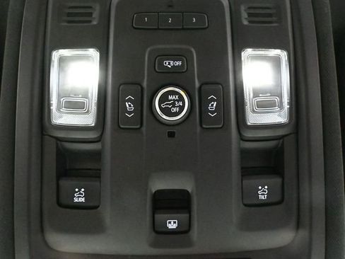 Used 2021 GMC Yukon XL AT4 AWD/4WD image 36