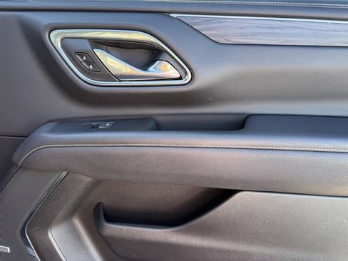 Used 2023 GMC Yukon SLT image 22