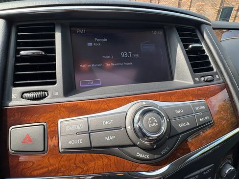 Used 2016 INFINITI QX80 4WD w/ Deluxe Technology Package image 24