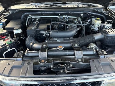 Used 2016 Nissan Frontier SV image 27