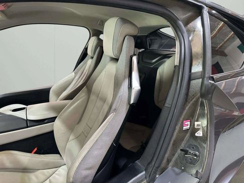 Used 2016 BMW i8 image 33