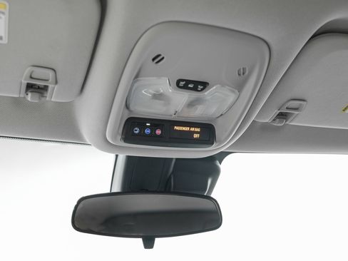 Used 2024 Chevrolet TrailBlazer LT w/ LT Cold Weather Package FWD image 26