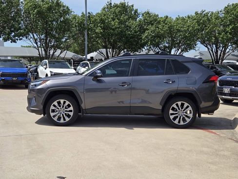 Used 2023 Toyota RAV4 XLE Premium FWD image 12