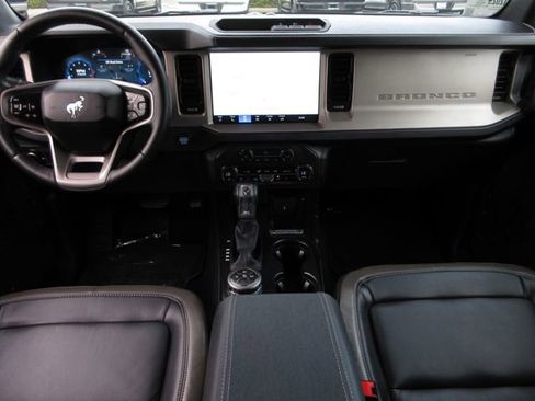 Certified 2025 Ford Bronco Outer Banks image 21