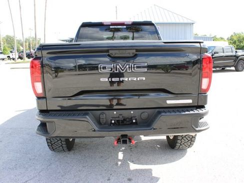 Used 2023 GMC Sierra 1500 Elevation AWD/4WD image 9