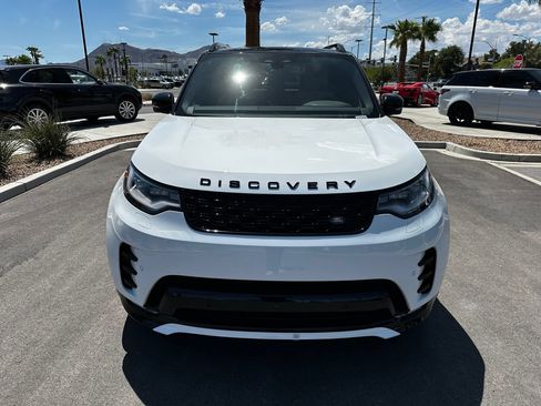 Used 2026 Land Rover Discovery Dynamic SE AWD/4WD image 8