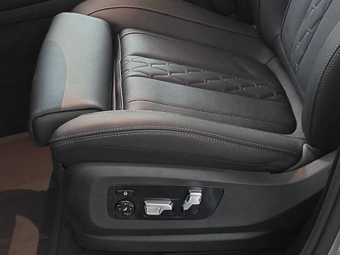 New 2026 BMW X5 xDrive50e w/ Executive Package AWD/4WD image 28