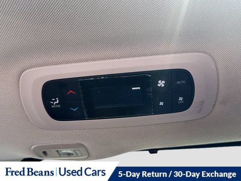 Used 2022 Chrysler Pacifica Limited w/ Uconnect Theater Family Group AWD/4WD image 35
