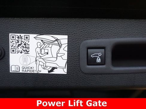 Used 2024 Toyota Sienna Platinum image 21