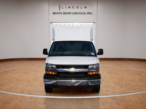 Used 2023 Chevrolet Express 3500 w/ Power Convenience Package image 2