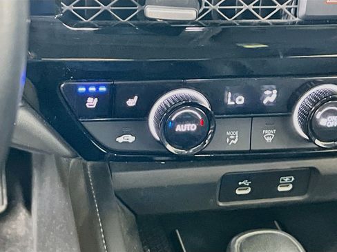 Used 2023 Honda Accord Touring image 20