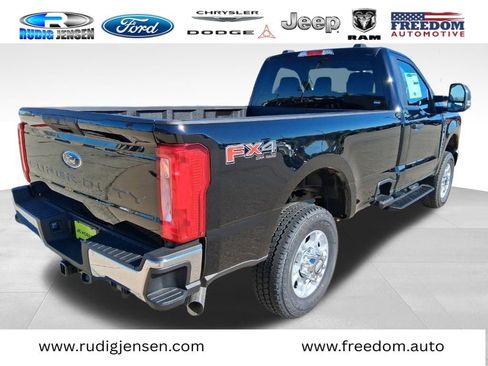 New 2026 Ford F250 XLT w/ FX4 Off-Road Package image 5