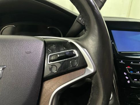 Used 2018 Cadillac Escalade ESV Premium Luxury RWD image 42