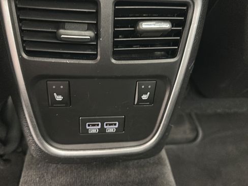Used 2015 Dodge Charger SXT w/ AWD Plus Group image 12