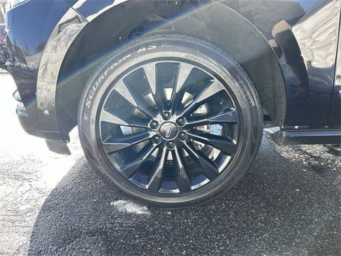 Used 2020 Lincoln Navigator L Reserve w/ Luxury Package image 10