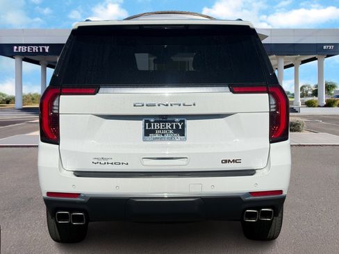 Used 2025 GMC Yukon Denali image 5