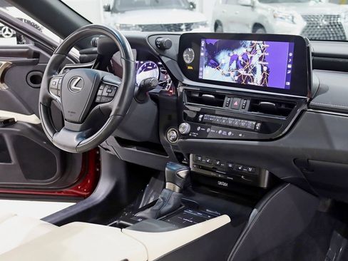 Used 2022 Lexus ES 350 Ultra Luxury image 32