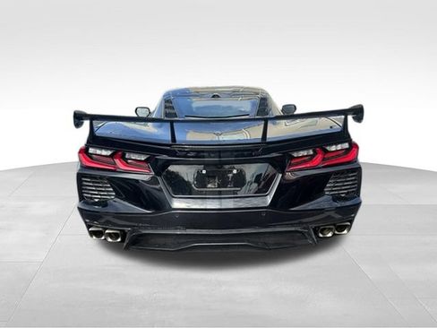 Used 2022 Chevrolet Corvette Stingray Preferred Cpe w/ Z51 Performance Package RWD image 5