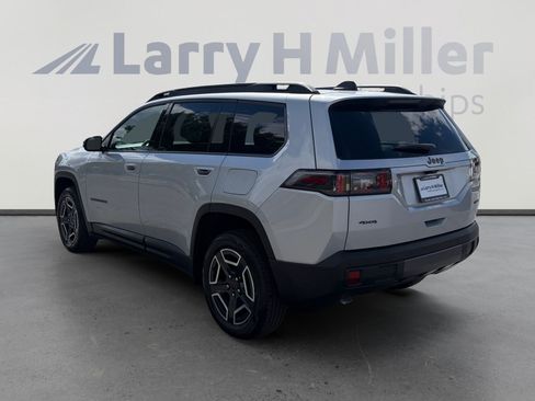 New 2026 Jeep Cherokee Laredo AWD/4WD image 3