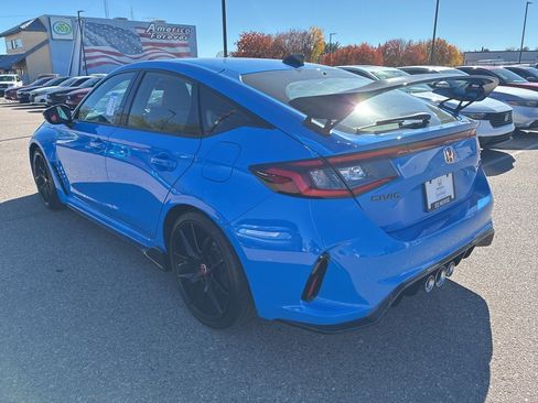 Certified 2025 Honda Civic Type R image 3
