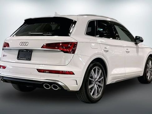 Certified 2024 Audi SQ5 Premium Plus w/ Premium Plus Package AWD/4WD image 13